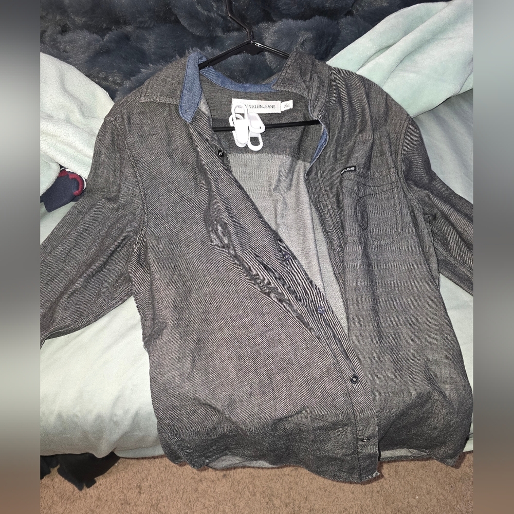Calvin klein button down - Picture 2 of 4